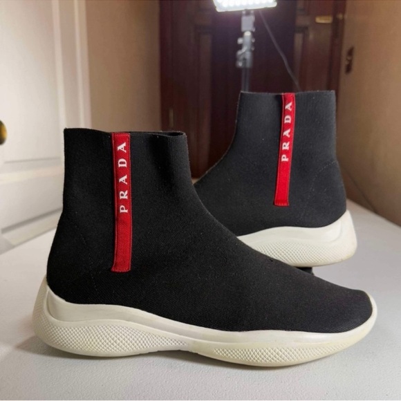 Prada Logo Band Sock Sneaker hi-Top Sock Sneakers
Men 7 UK / US 8 - Picture 1 of 13